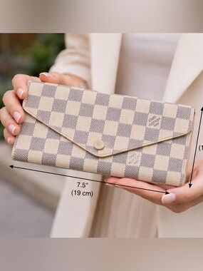 Authentic Louis Vuitton Sarah Wallet Damier Azur w/ Insert and Certificate